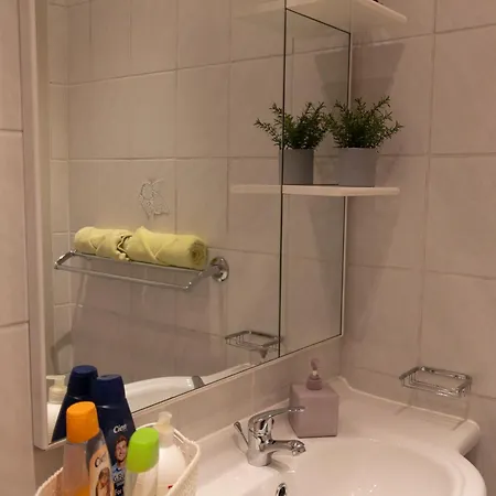 Casa Lauda In アパート バート・フェスラウ